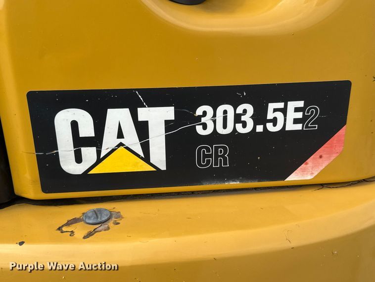 image for item ET1848 2015 Caterpillar 303.5E2 CR mini excavator