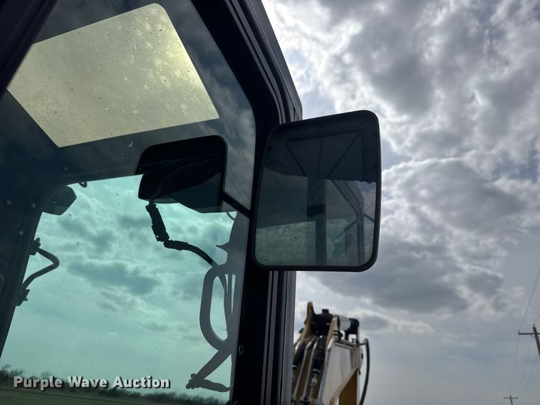 image for item ET1848 2015 Caterpillar 303.5E2 CR mini excavator