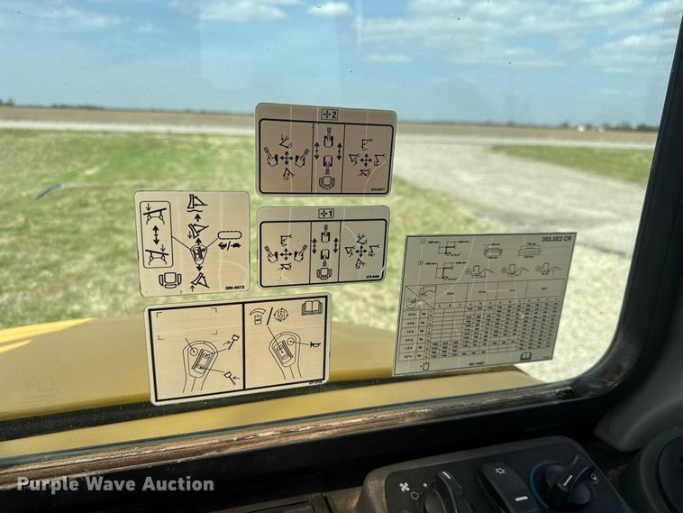 image for item ET1848 2015 Caterpillar 303.5E2 CR mini excavator