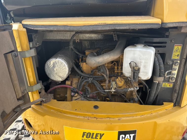 image for item ET1848 2015 Caterpillar 303.5E2 CR mini excavator