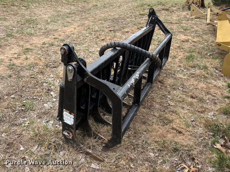image for item ET1873 Land Pride skid steer grapple bucket