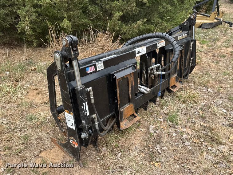 image for item ET1873 Land Pride skid steer grapple bucket