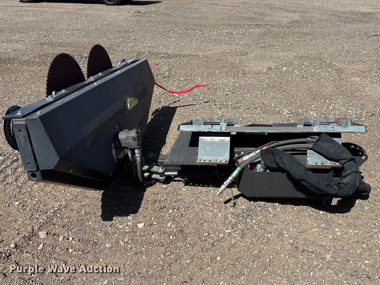 image for item EU0356 2017 Greentec LRS-2401-L skid steer tree saw