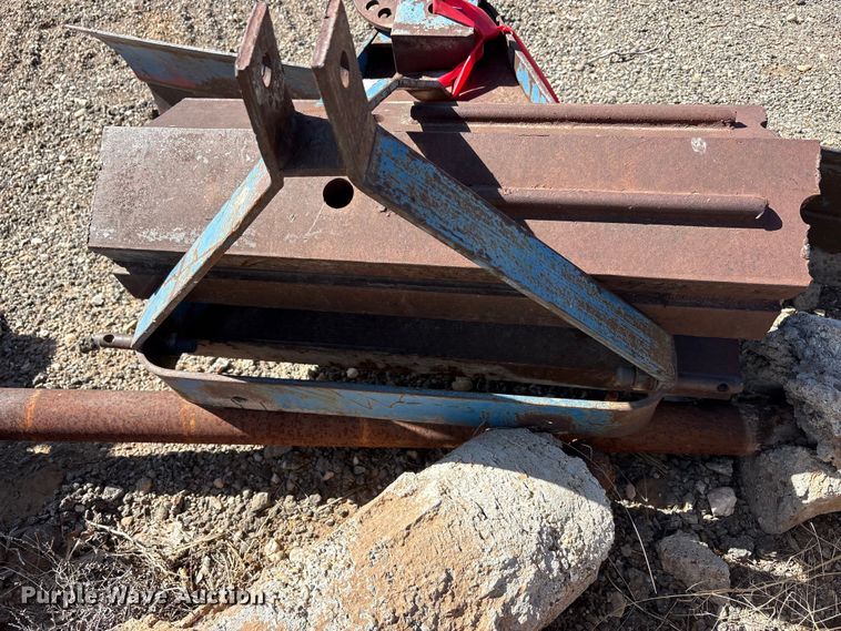 image for item EU0357 Three point blade
