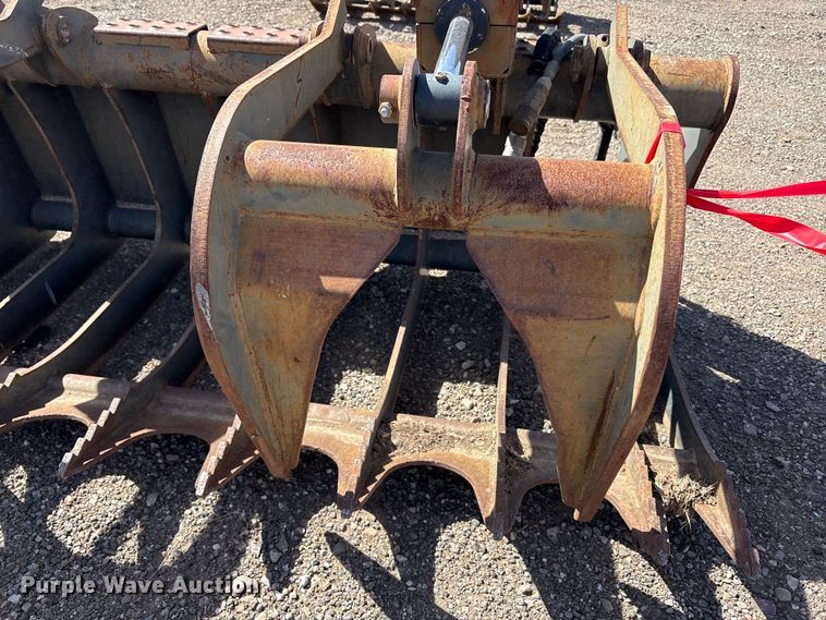 image for item EU0358 Bobcat GRPL-82-Root skid steer grapple bucket