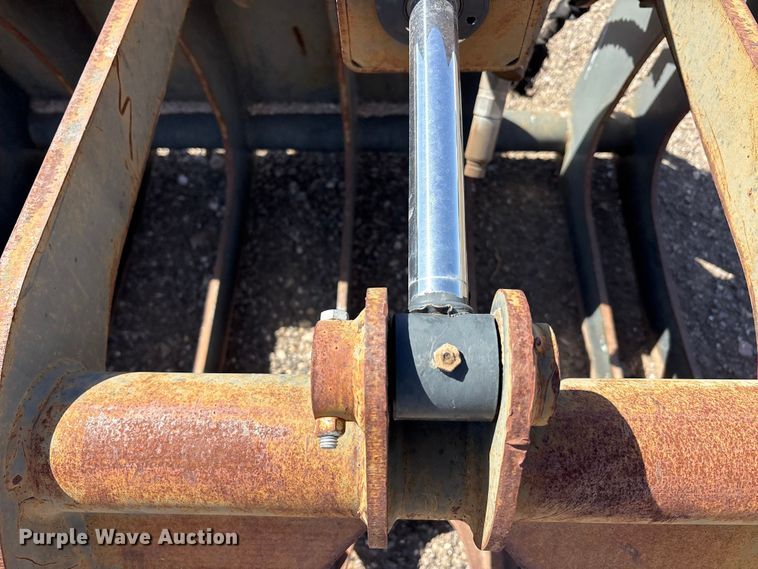 image for item EU0358 Bobcat GRPL-82-Root skid steer grapple bucket