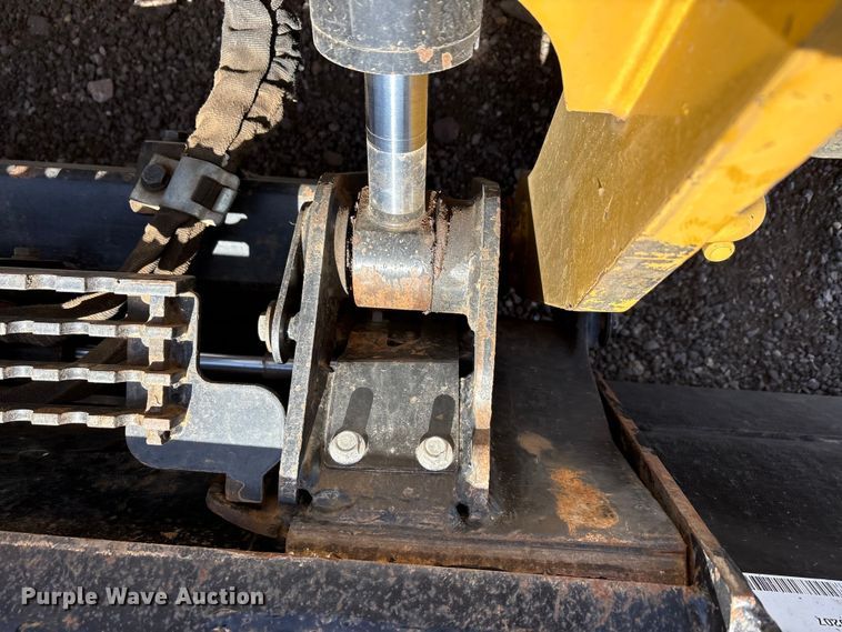 image for item EU0362 2018 Caterpillar 299D2 XHP tracked skid steer loader