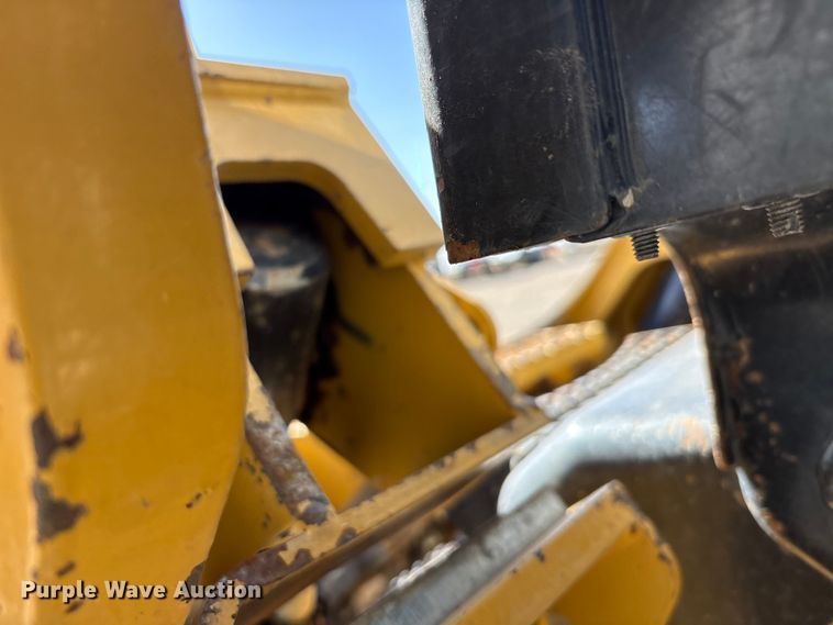 image for item EU0362 2018 Caterpillar 299D2 XHP tracked skid steer loader