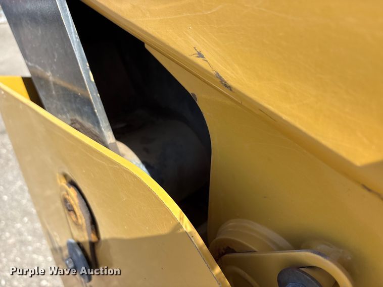 image for item EU0362 2018 Caterpillar 299D2 XHP tracked skid steer loader