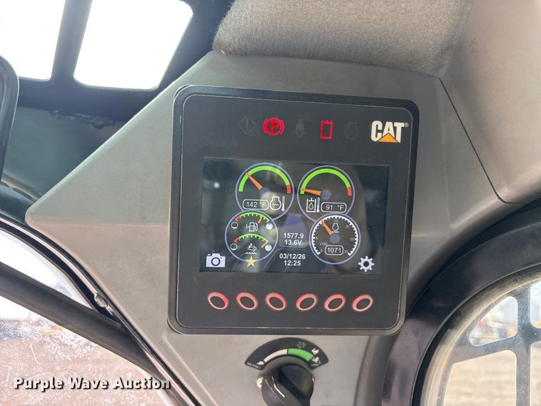 image for item EU0362 2018 Caterpillar 299D2 XHP tracked skid steer loader