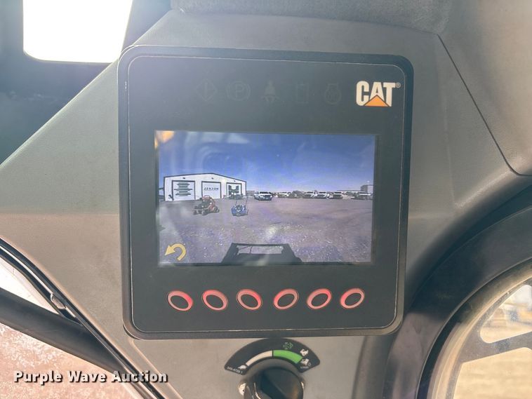 image for item EU0362 2018 Caterpillar 299D2 XHP tracked skid steer loader