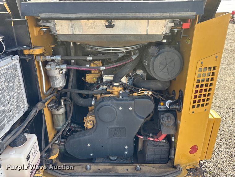 image for item EU0362 2018 Caterpillar 299D2 XHP tracked skid steer loader