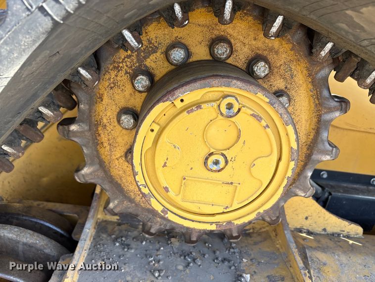 image for item EU0362 2018 Caterpillar 299D2 XHP tracked skid steer loader