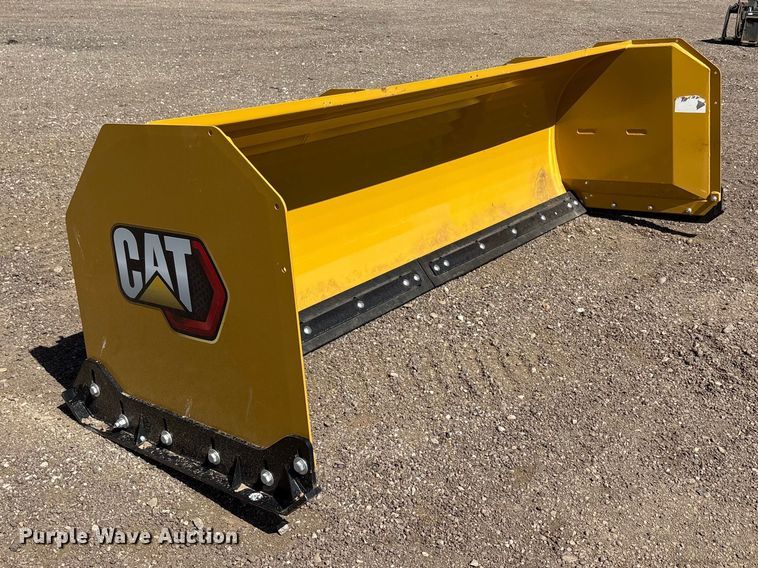 image for item EU0367 Caterpillar 479-8086 skid steer snow pusher