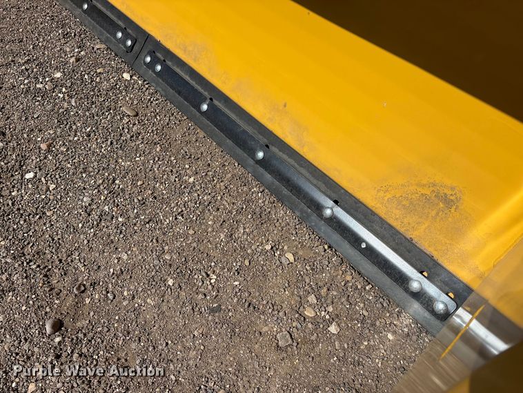 image for item EU0367 Caterpillar 479-8086 skid steer snow pusher