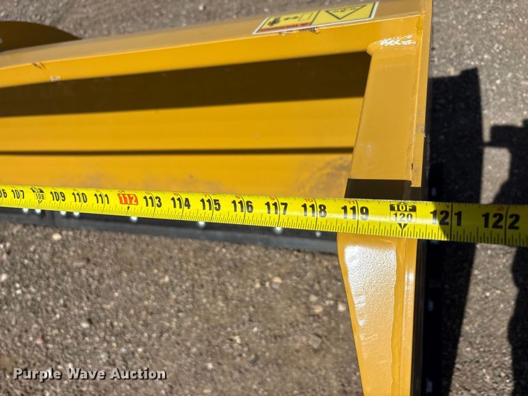 image for item EU0367 Caterpillar 479-8086 skid steer snow pusher