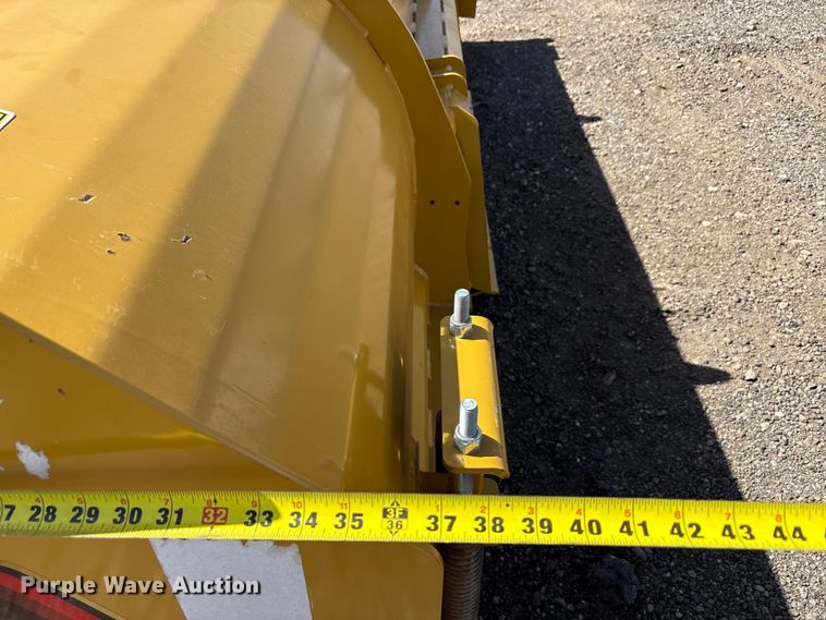 image for item EU0367 Caterpillar 479-8086 skid steer snow pusher