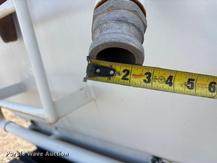 image for item EU0380 2006 International MA015 water truck