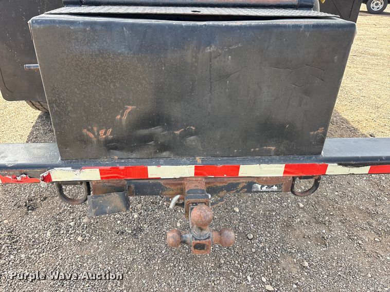 image for item EU0380 2006 International MA015 water truck