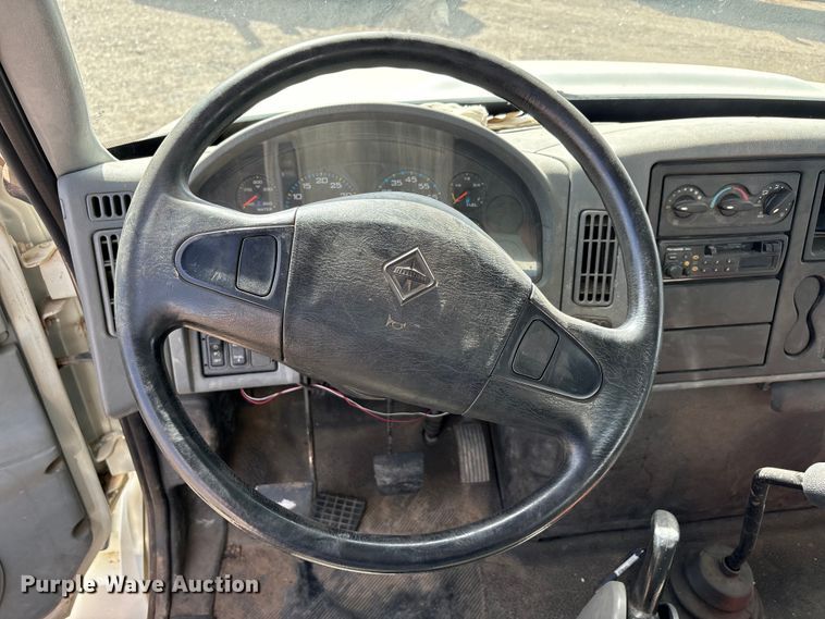 image for item EU0380 2006 International MA015 water truck