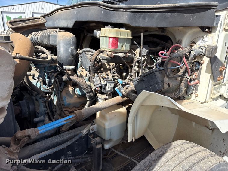 image for item EU0380 2006 International MA015 water truck