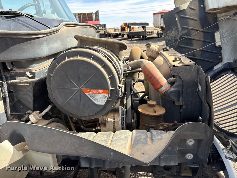 image for item EU0380 2006 International MA015 water truck