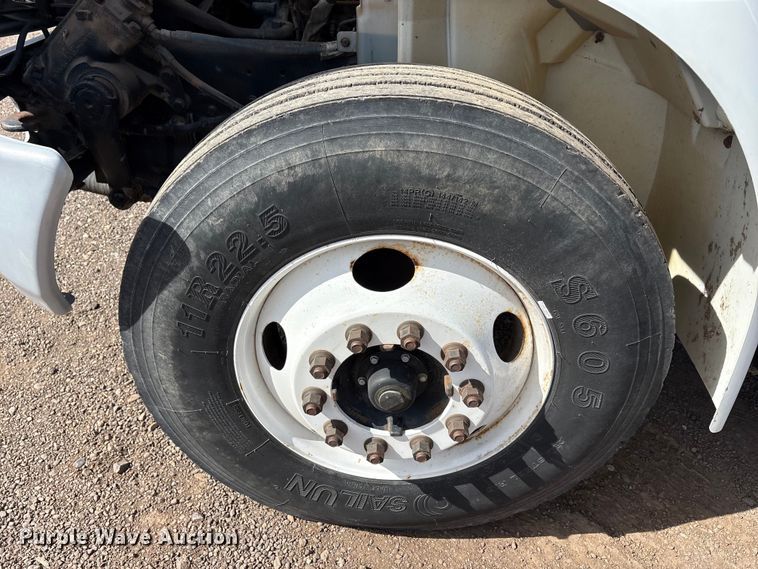 image for item EU0380 2006 International MA015 water truck