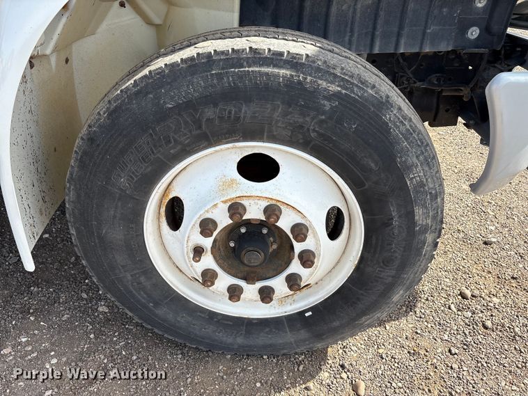 image for item EU0380 2006 International MA015 water truck