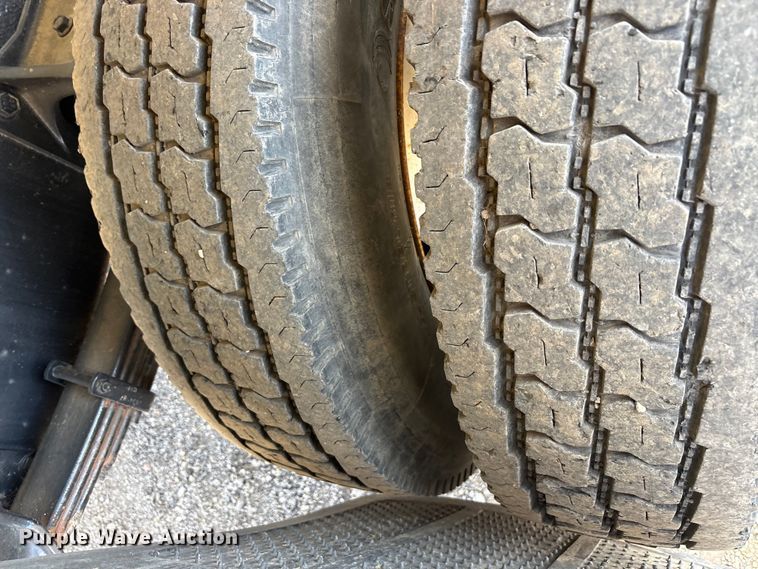 image for item EU0380 2006 International MA015 water truck