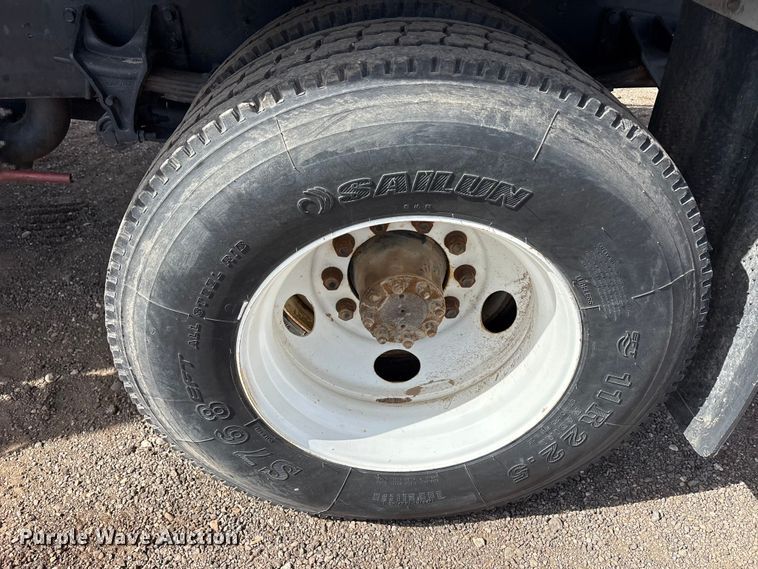 image for item EU0380 2006 International MA015 water truck