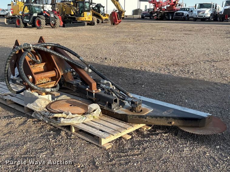 image for item EU0393 Green tec LRS-4802R tree saw