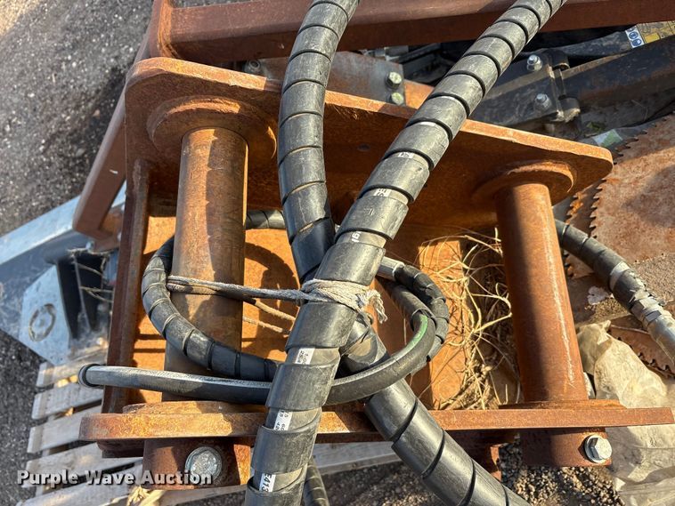 image for item EU0393 Green tec LRS-4802R tree saw