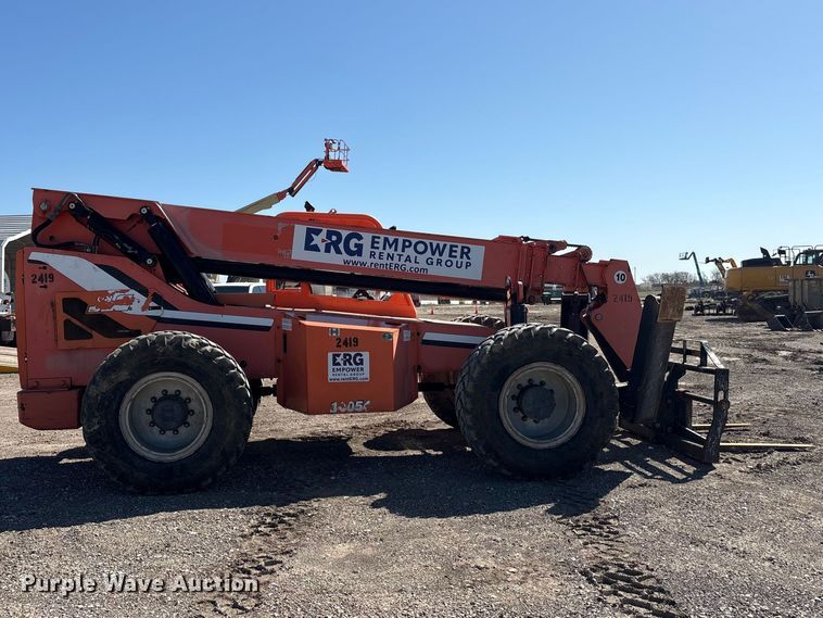 image for item EU0398 2011 JLG 10054 telehandler