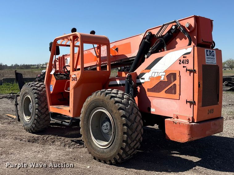 image for item EU0398 2011 JLG 10054 telehandler