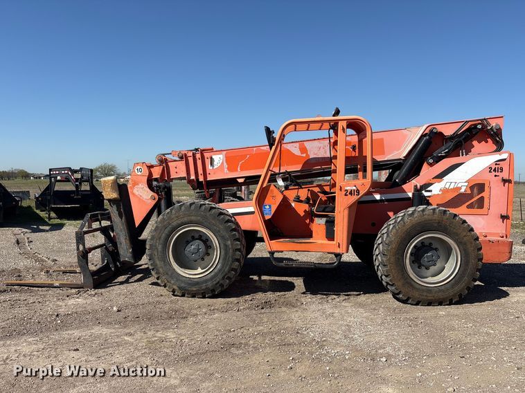 image for item EU0398 2011 JLG 10054 telehandler