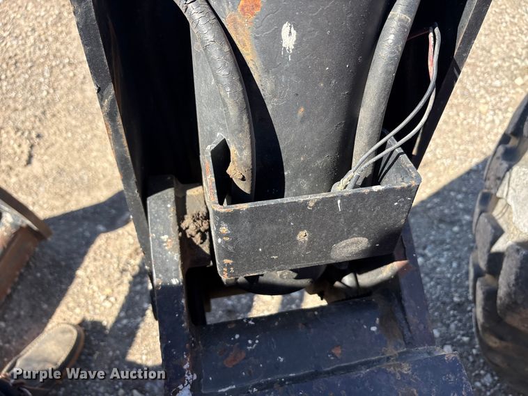 image for item EU0398 2011 JLG 10054 telehandler