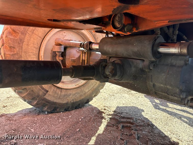 image for item EU0398 2011 JLG 10054 telehandler