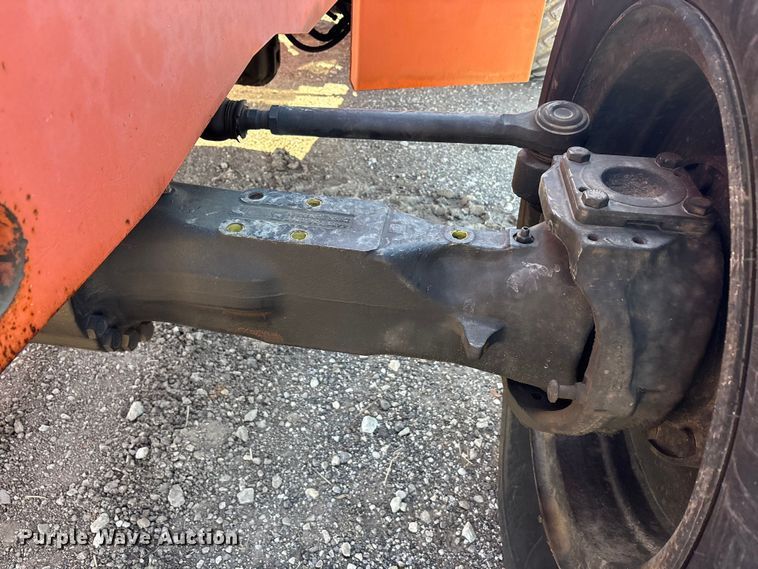 image for item EU0398 2011 JLG 10054 telehandler