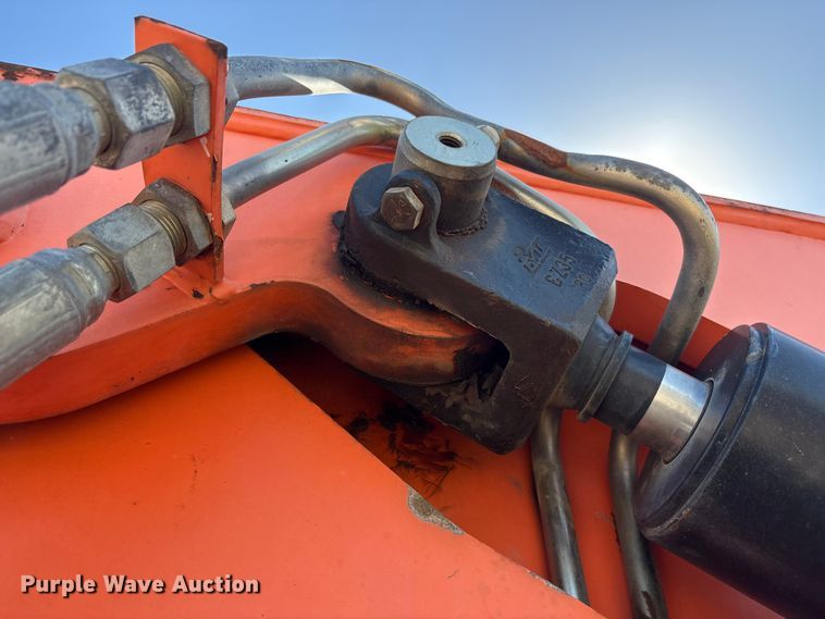 image for item EU0398 2011 JLG 10054 telehandler