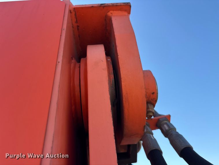 image for item EU0398 2011 JLG 10054 telehandler