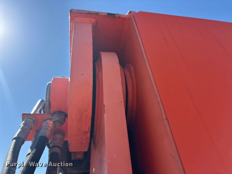 image for item EU0398 2011 JLG 10054 telehandler