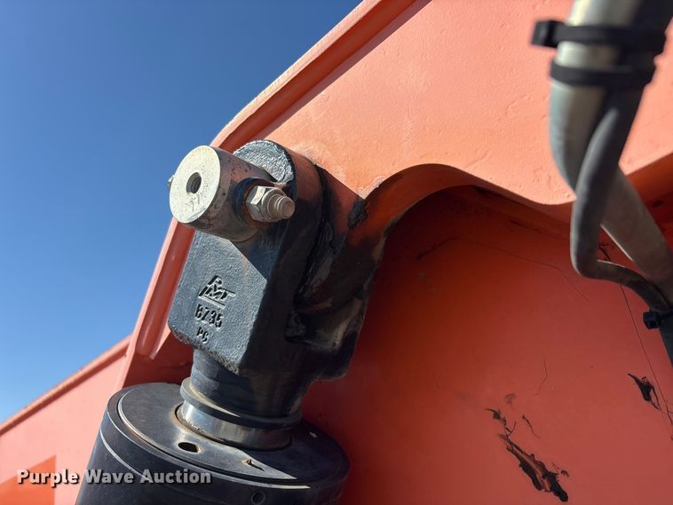 image for item EU0398 2011 JLG 10054 telehandler