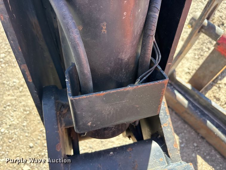 image for item EU0398 2011 JLG 10054 telehandler