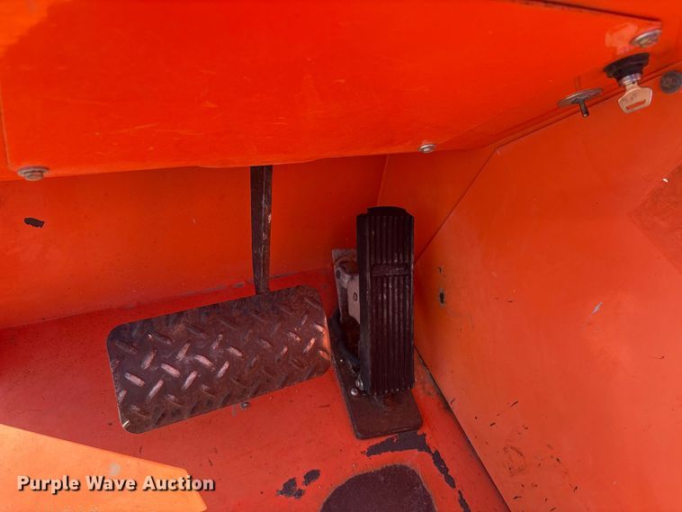 image for item EU0398 2011 JLG 10054 telehandler