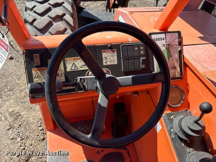 image for item EU0398 2011 JLG 10054 telehandler