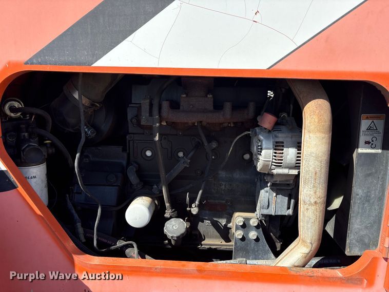 image for item EU0398 2011 JLG 10054 telehandler