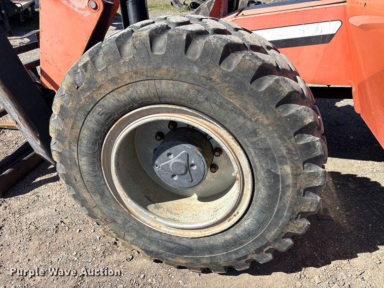 image for item EU0398 2011 JLG 10054 telehandler
