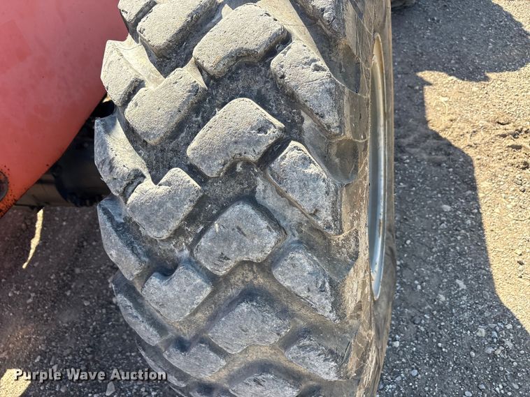 image for item EU0398 2011 JLG 10054 telehandler