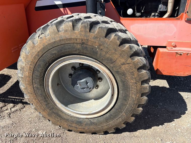 image for item EU0398 2011 JLG 10054 telehandler