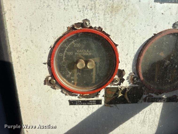 image for item EU0406 Air compressor